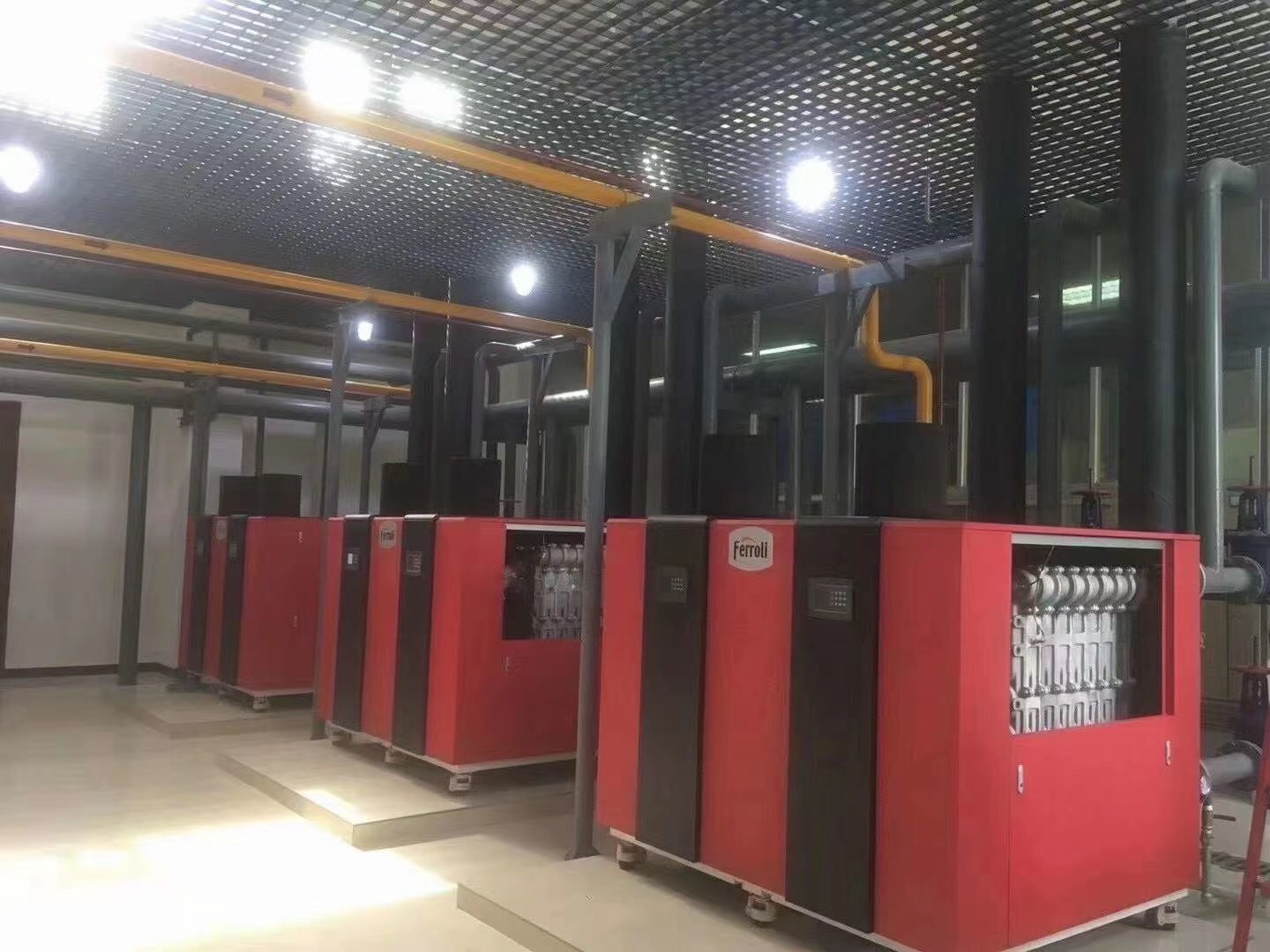 亲友游戏中心-亲友多乐斗-亲友天天坦克大战