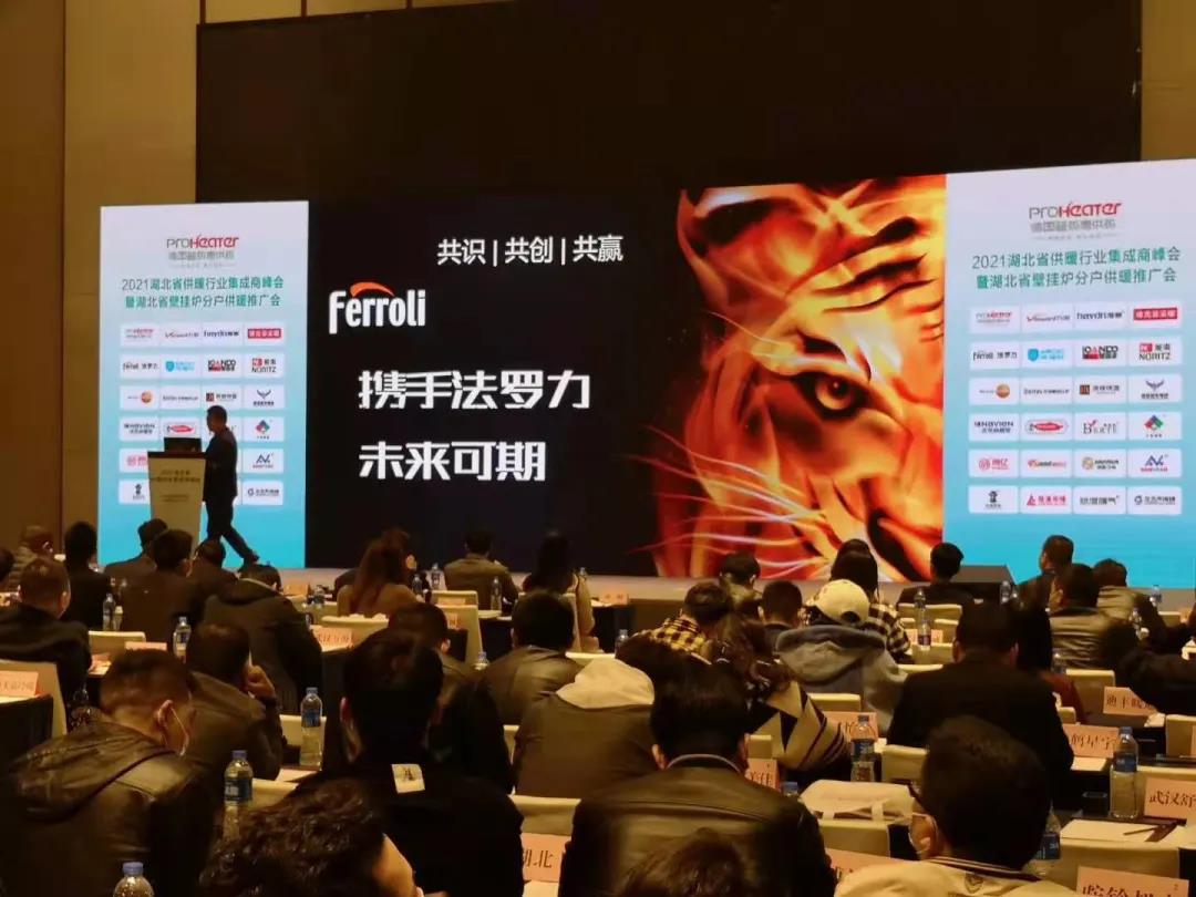 亲友游戏中心-亲友多乐斗-亲友天天坦克大战