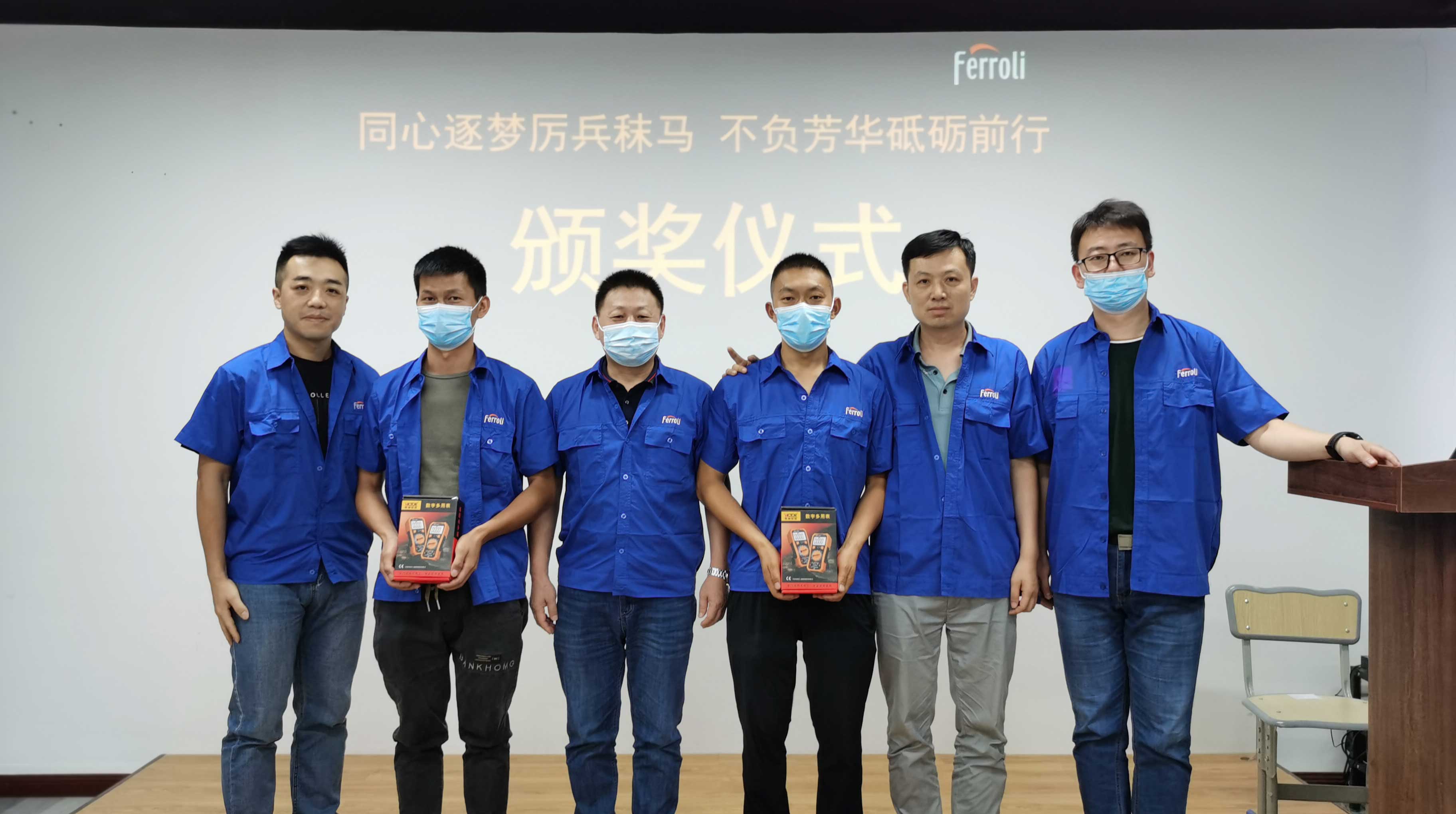 亲友游戏中心-亲友多乐斗-亲友天天坦克大战