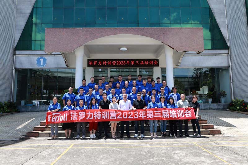 亲友游戏中心-亲友多乐斗-亲友天天坦克大战