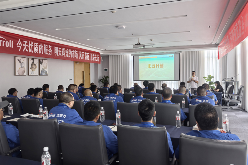 亲友游戏中心-亲友多乐斗-亲友天天坦克大战