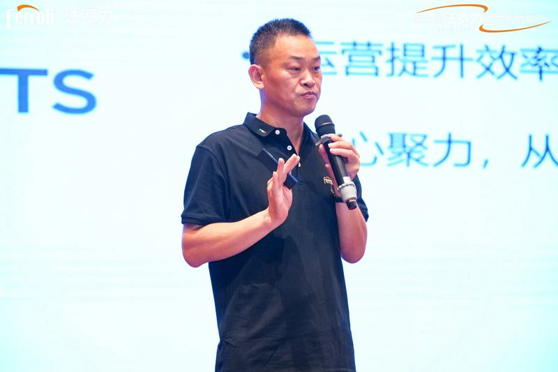 亲友游戏中心-亲友多乐斗-亲友天天坦克大战