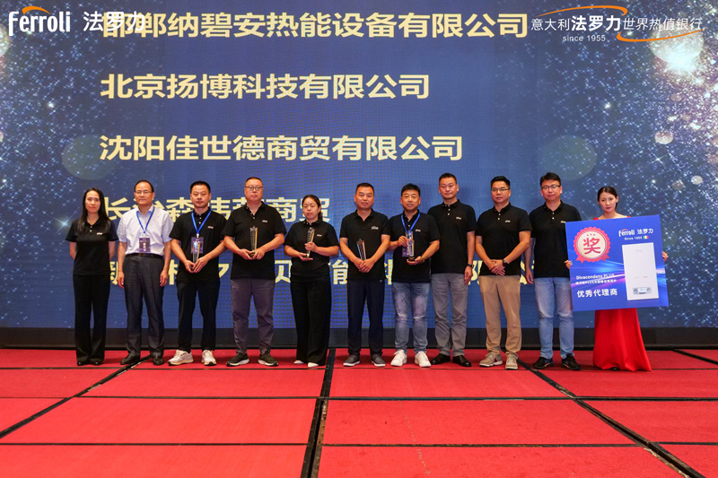 亲友游戏中心-亲友多乐斗-亲友天天坦克大战