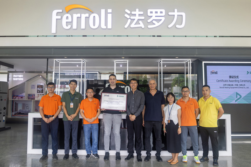 亲友游戏中心-亲友多乐斗-亲友天天坦克大战