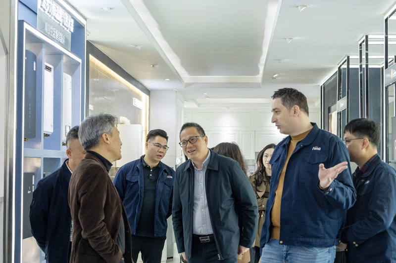 亲友游戏中心-亲友多乐斗-亲友天天坦克大战