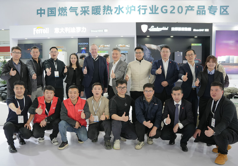 亲友游戏中心-亲友多乐斗-亲友天天坦克大战