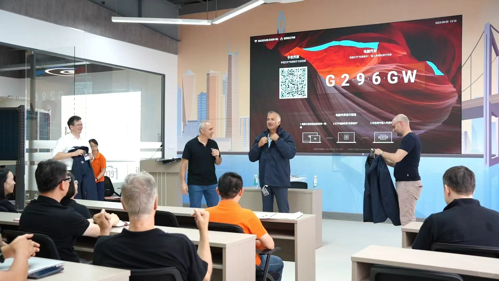 亲友游戏中心-亲友多乐斗-亲友天天坦克大战