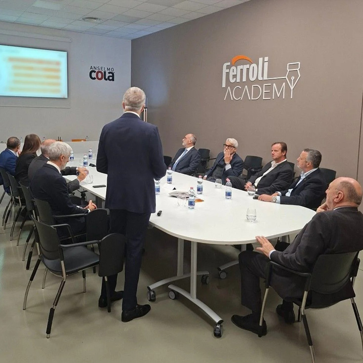 亲友游戏中心-亲友多乐斗-亲友天天坦克大战